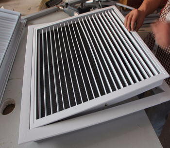 定制鋁合金百葉窗實例