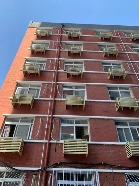 百葉窗空調(diào)罩定制生產(chǎn)安裝